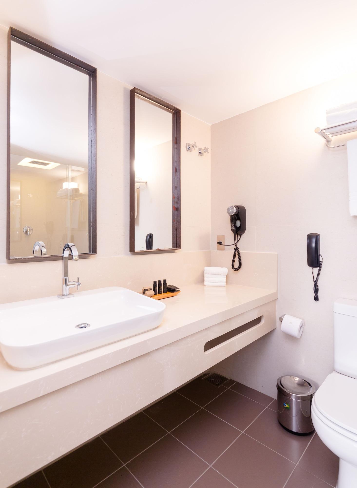Ritz Copacabana 4*